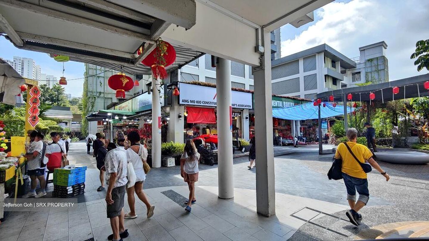 Ang Mo Kio Avenue 8 (D20), Shop House #567606641